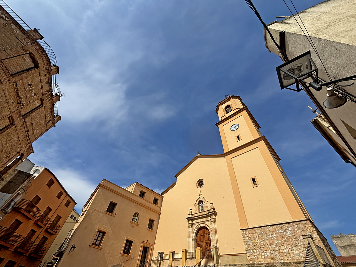 Pinell de Brai, El - Església parroquial de Sant Llorenç