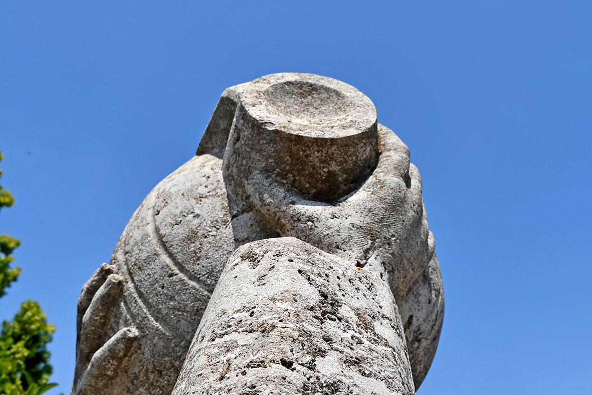 Escultura Aiguadora de Jesús de Perceval y del Moral a Monistrol de Calders