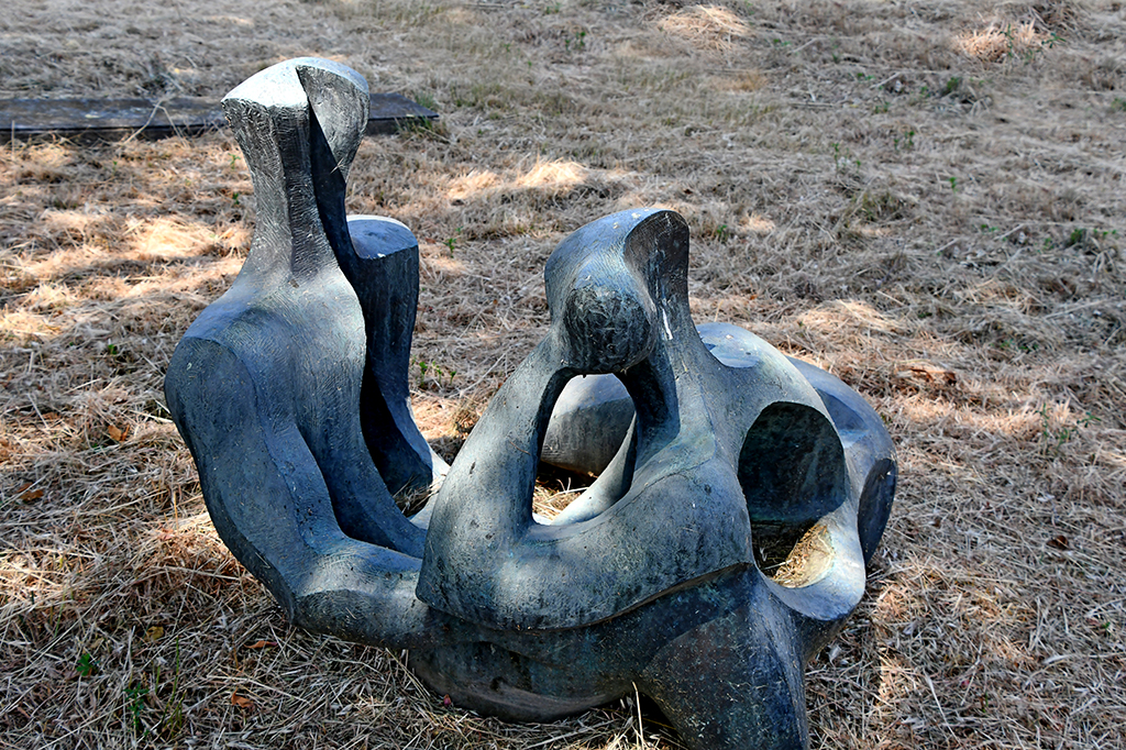 Escultura Diàleg de Joaquín García Donaire a Monistrol de Calders