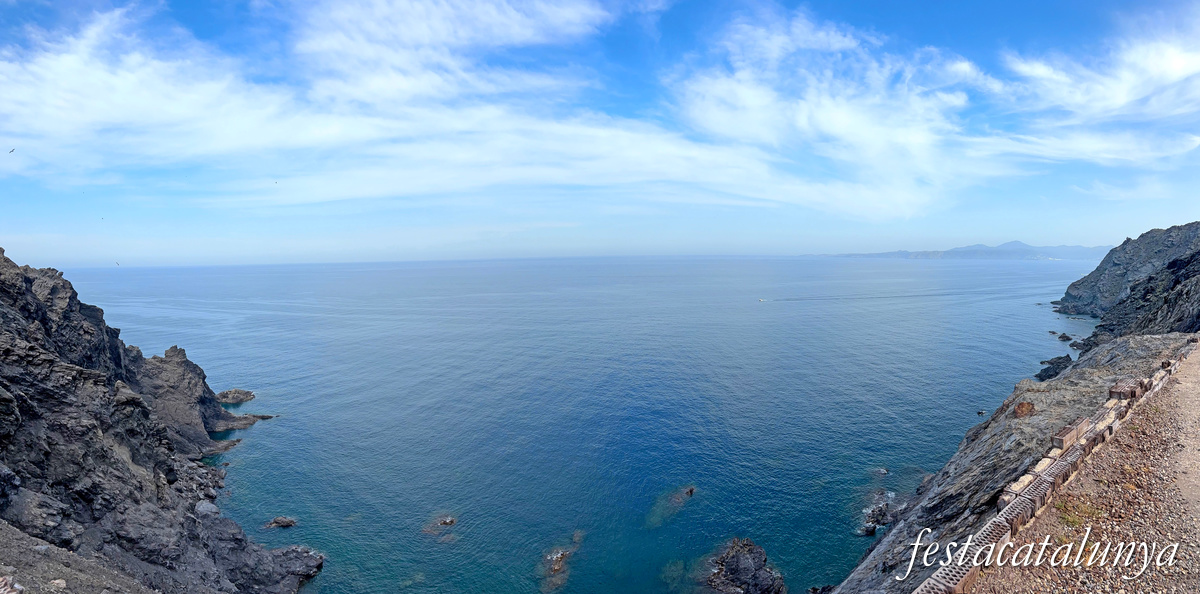 Portbou - Mirador des de l'antiga N-260 