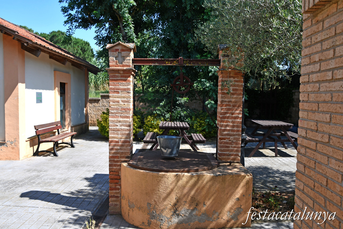 Llambilles - Estació del Carrilet a l'actual Ruta del Carrilet 