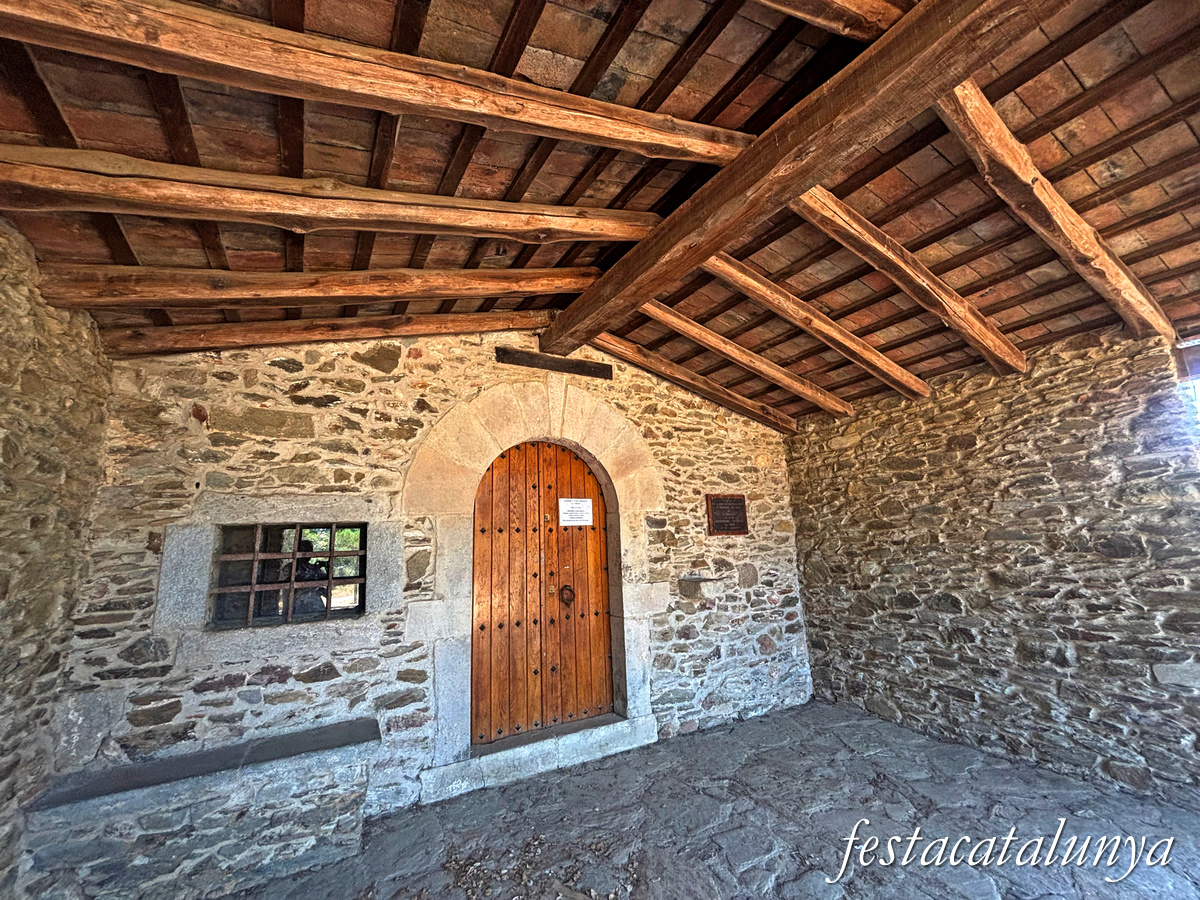 Llambilles - Sant Cristòfol del Bosc actual Mare de Déu de la Salut