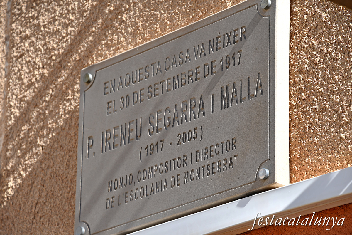 Ivars d'Urgell - Plaça del Doctor Segarra - Casa Pare Irineu Segarra