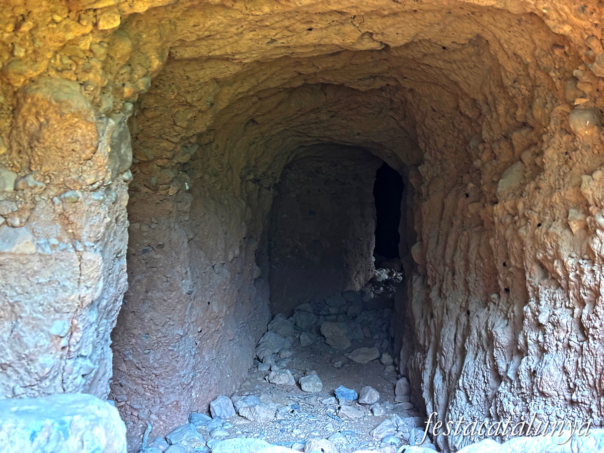 Pinell de Brai - Mines de terra refractària 