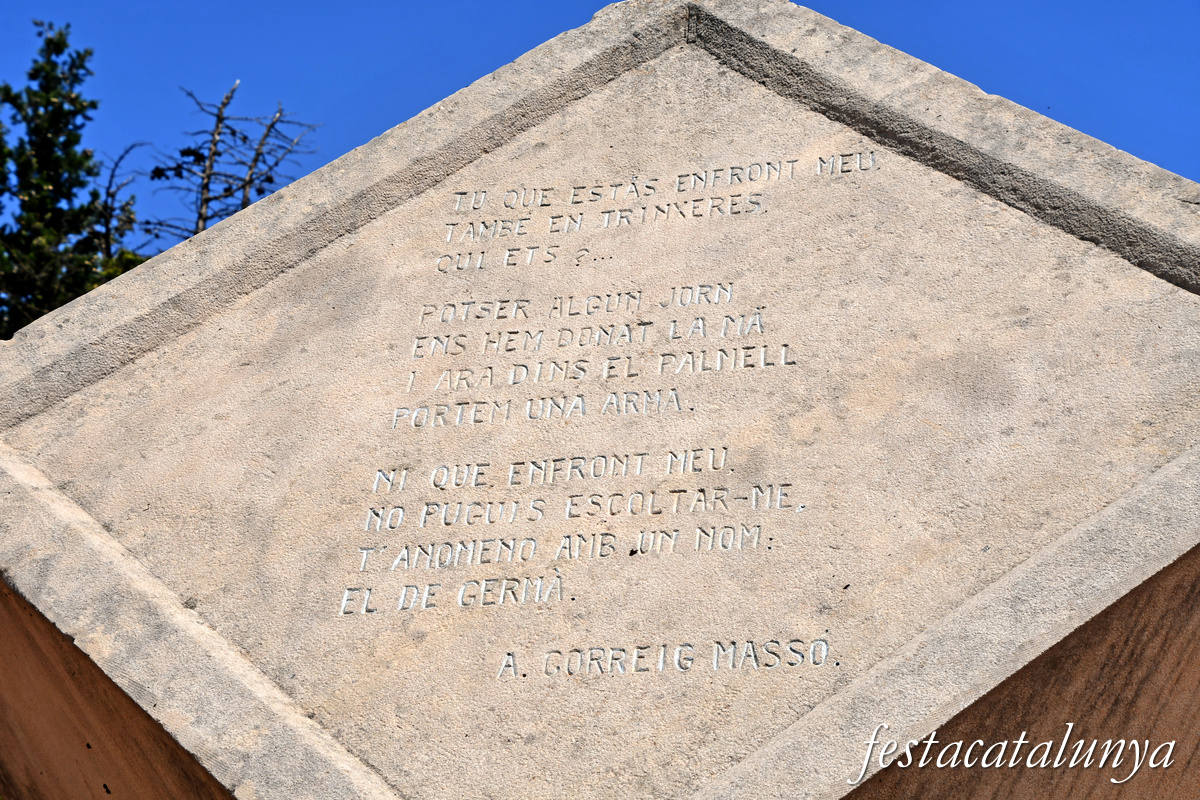 Pinell de Brai - Espais de la Batalla de l'Ebre - Mirador de la serra de Pàndols de la Punta Alta a la cota 705 