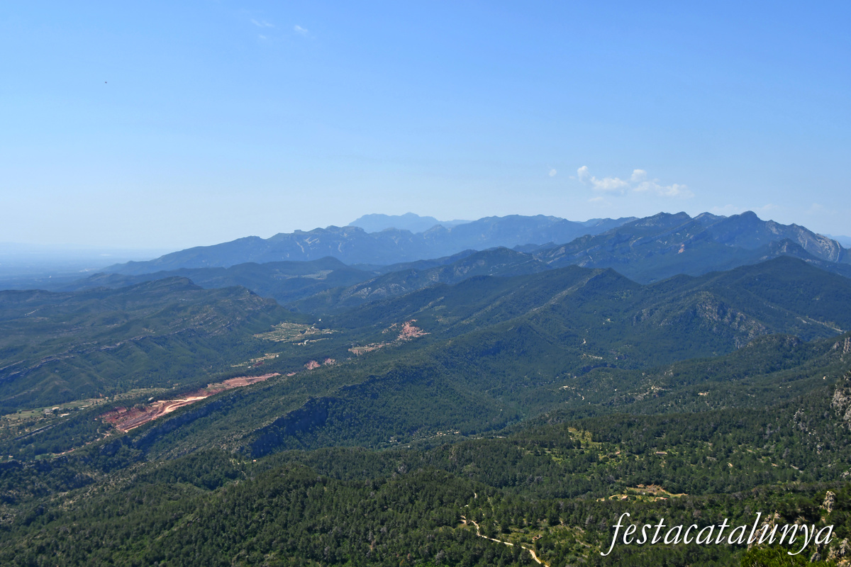 Pinell de Brai - Espais de la Batalla de l'Ebre - Mirador de la serra de Pàndols de la Punta Alta a la cota 705 