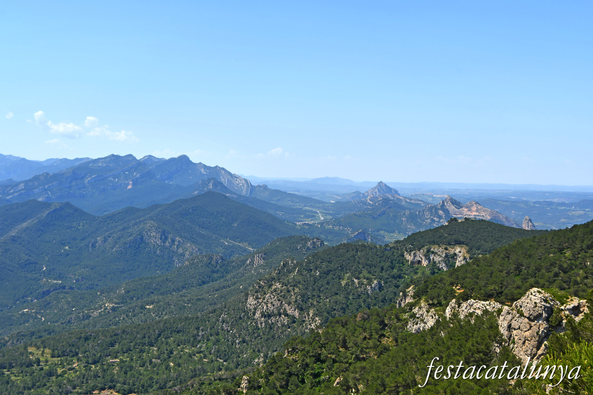 Pinell de Brai - Espais de la Batalla de l'Ebre - Mirador de la serra de Pàndols de la Punta Alta a la cota 705