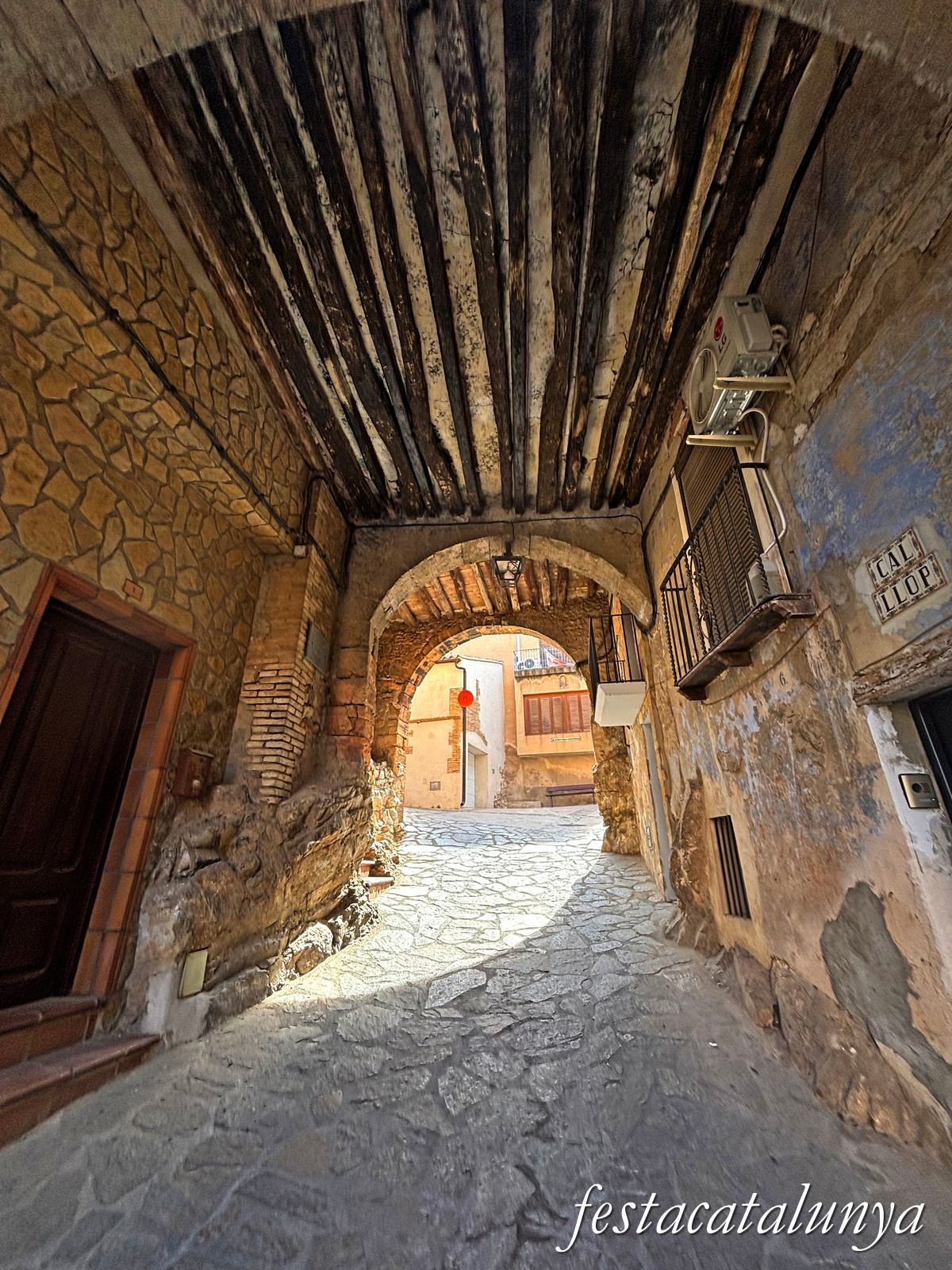 Pinell de Brai - Portal del Llop o Perxe de Sarraquet