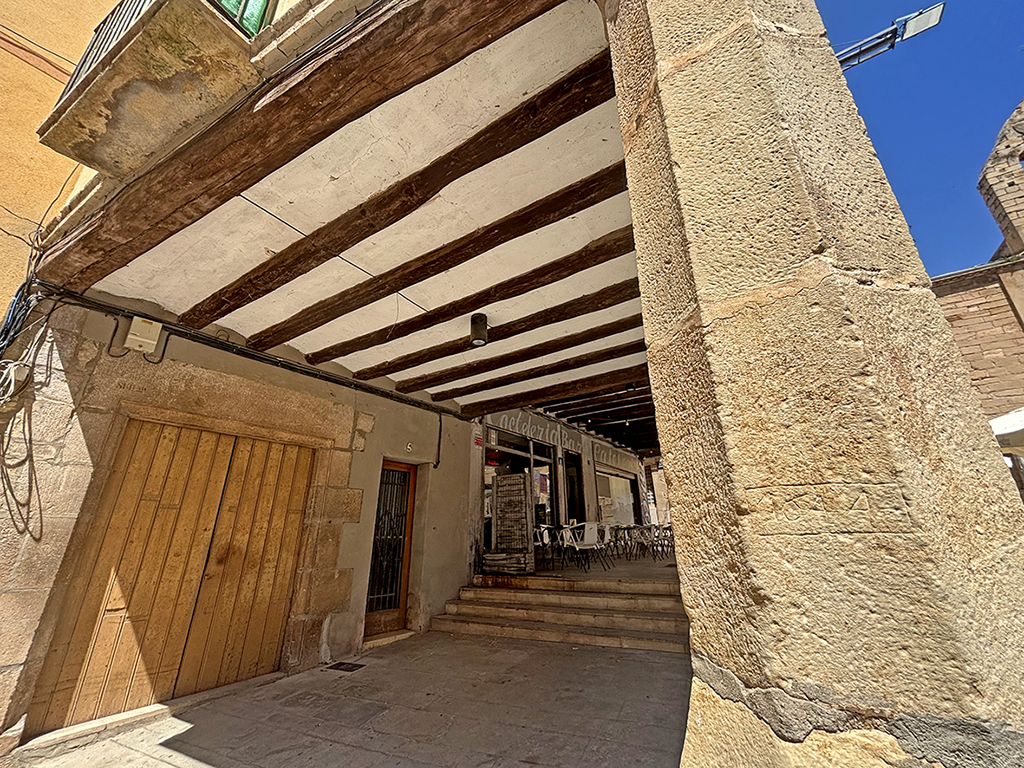Plaça de Sant Antoni i Hospital de Sant Antoni Tàrrega ***