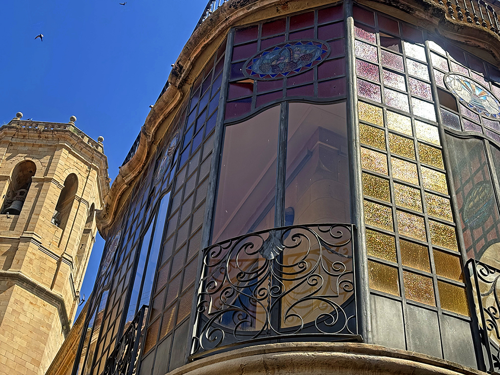 Cal Casals o Cambra de Comerc ***