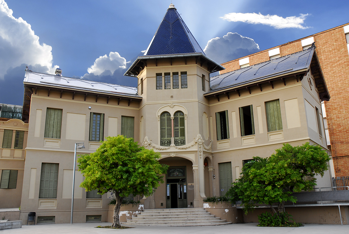 Can Roig i Torres i cases de l'enton de Santa Coloma de Gramenet