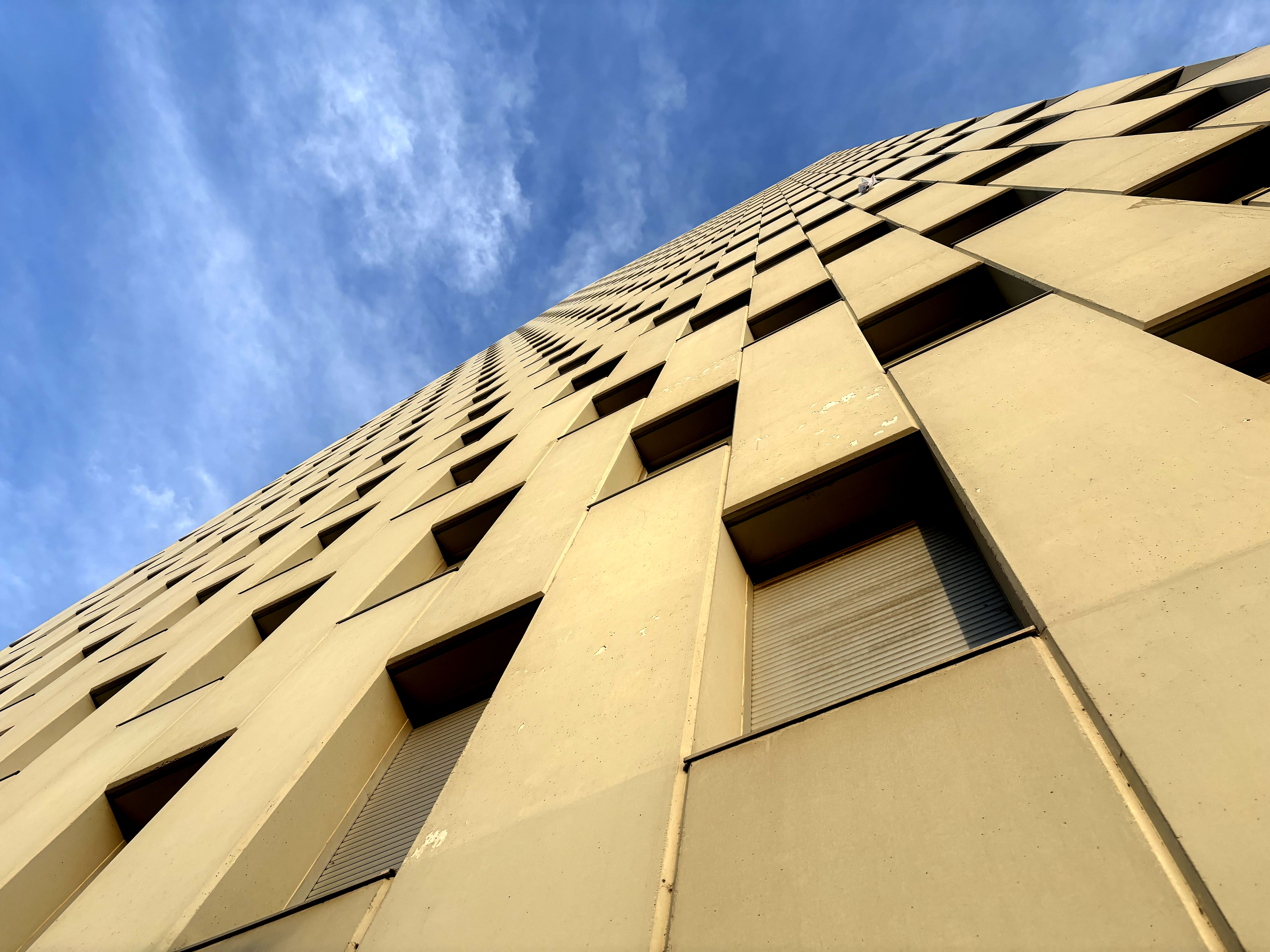 Edificis cúbics de Santa Coloma de Gramenet ***