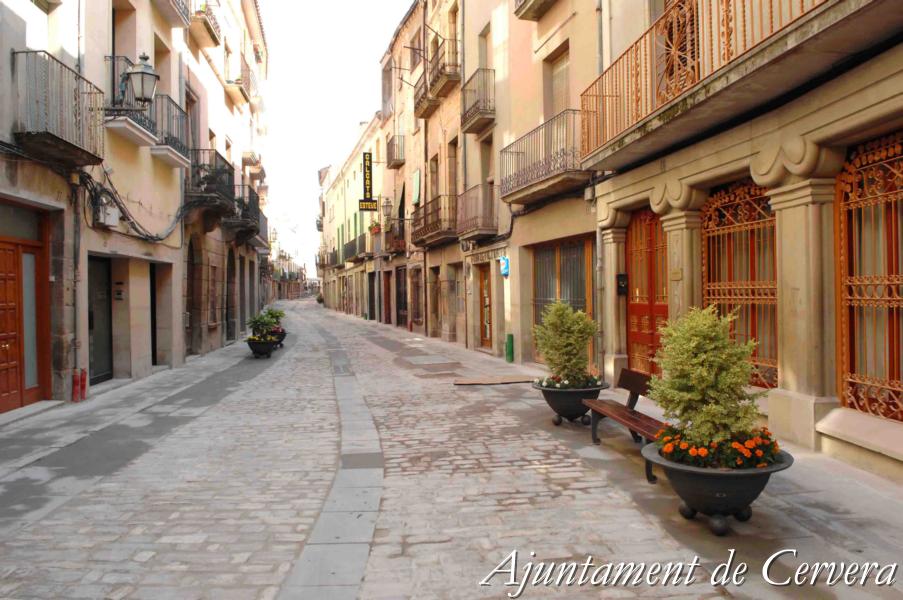 Cervera - Carrer Major (Foto: Paeria de Cervera)