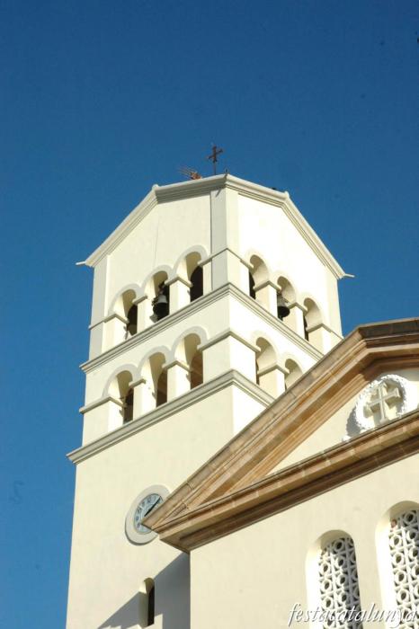 Móra la Nova - Campanar església Nostra Senyora del Remei