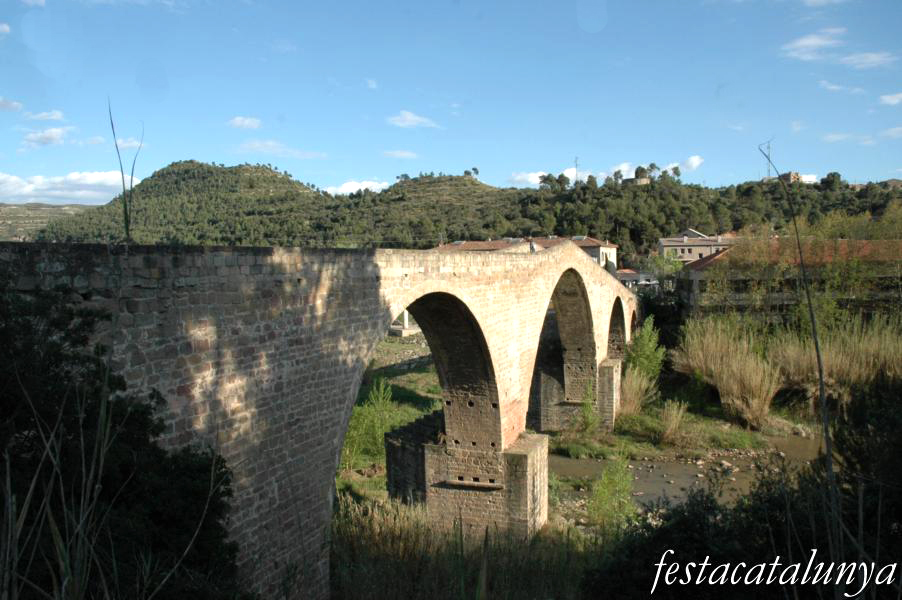 El Pont Vell de Castellbell i el Vilar