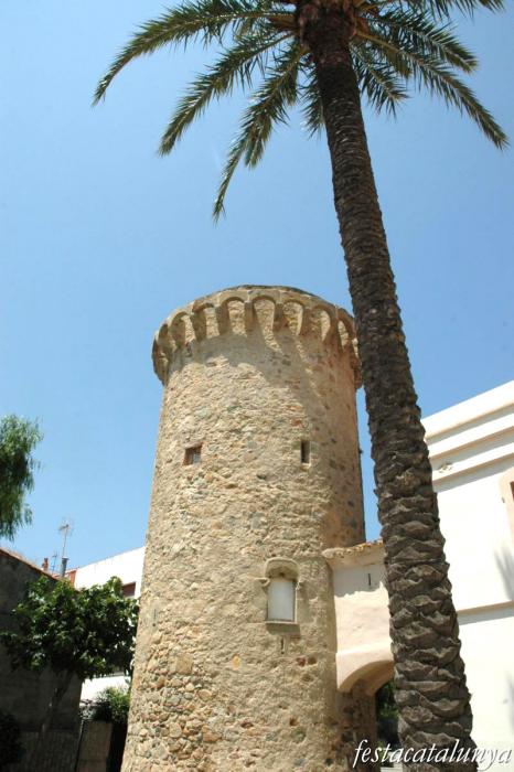 Torre de defensa de can Nadal de Vilassar de Mar