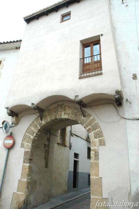 Portals de la Muralla i Torre de la Vila de Torredembarra