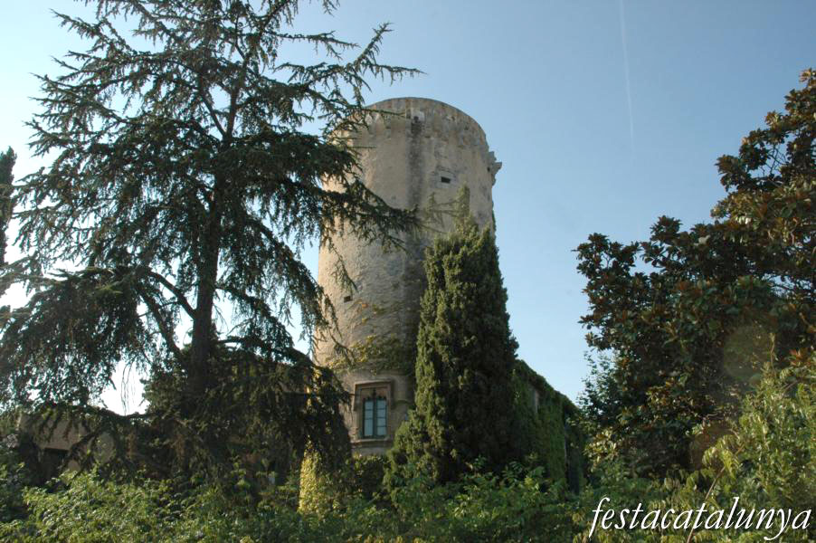 Torre de defensa del mas de Ses Eroles o can Maians a Vilassar de Dalt