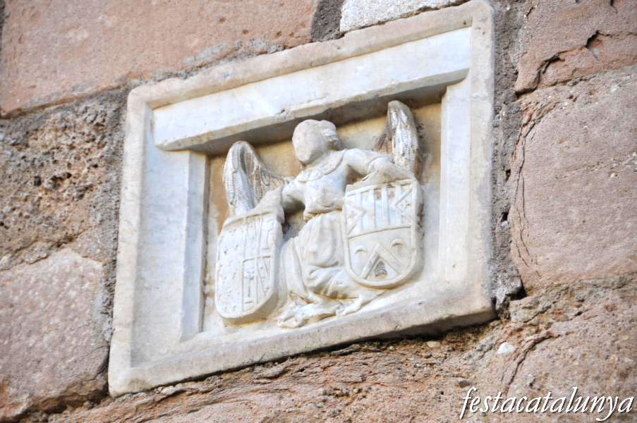 Palau dels marquesos de Llo de Sant Pere de Riudebitlles