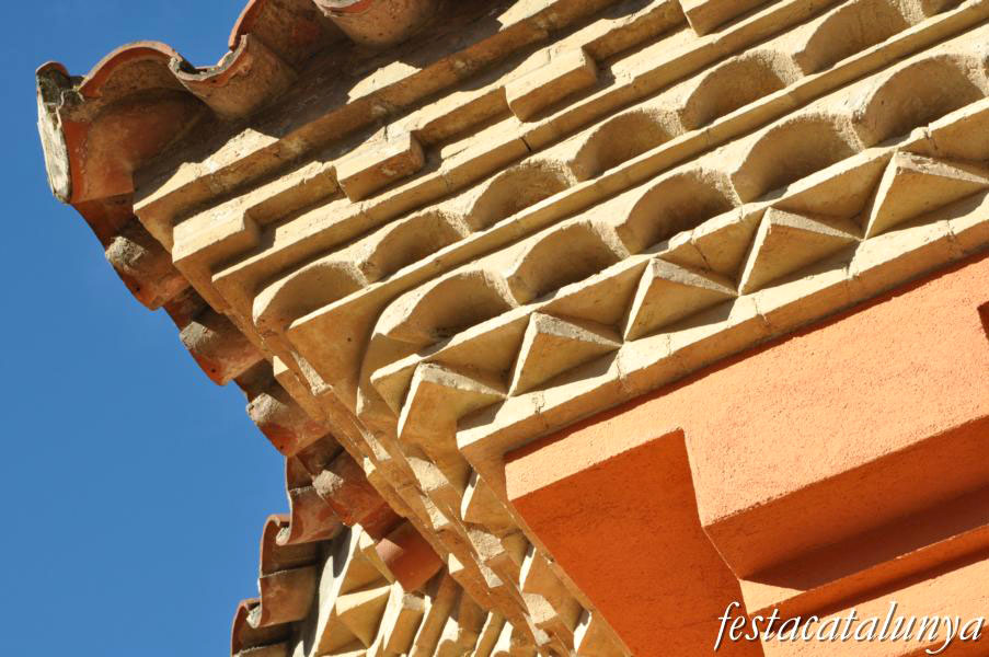 Escoles Velles de Sant Pere de Riudebitlles