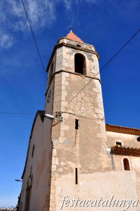 Poble de Sant Pere Molanta: església de Sant Pere, necròpolis medieval i mil·liari romà