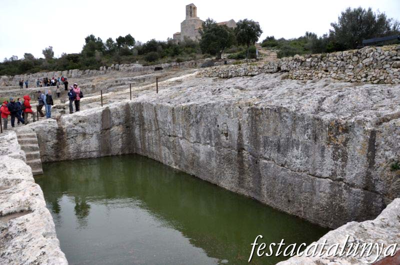 Conjunt monumental d'Olèrdola: poblat, muralles, església romànica de Sant Miquel...
