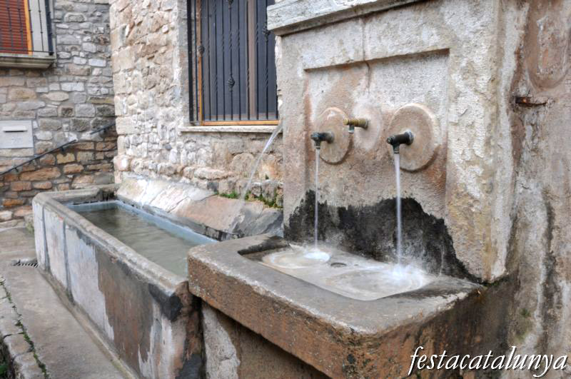 Nucli antic de Rocallaura de Vallbona de les Monges