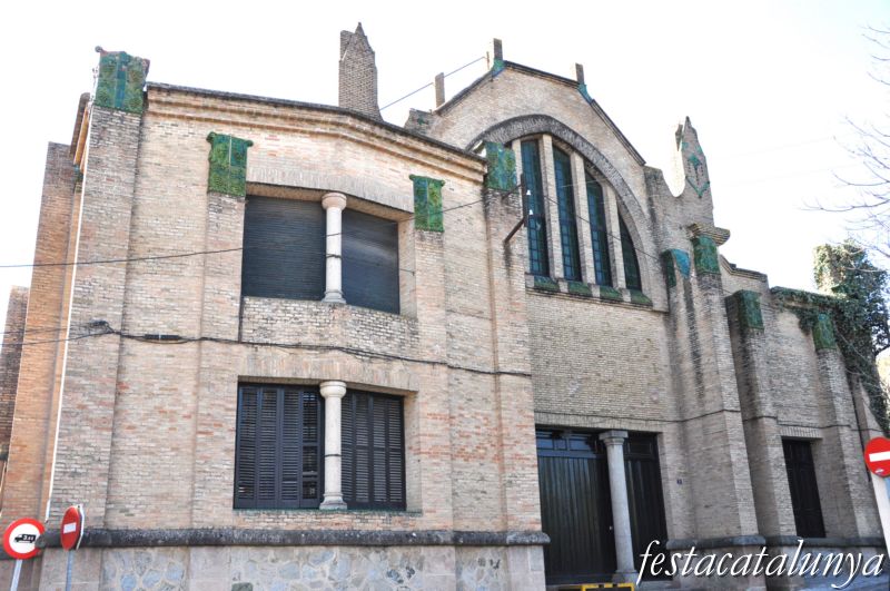 Sant Esteve Sesrovires - Caves Roger Goulart