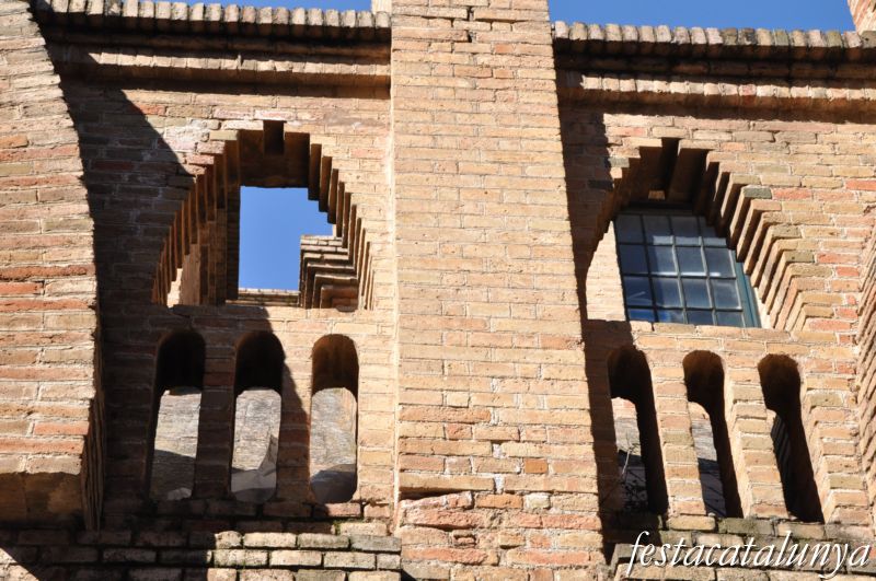 Sant Esteve Sesrovires - Caves Roger Goulart