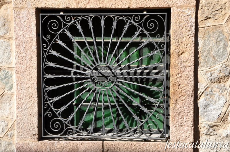 Sant Esteve Sesrovires - Caves Roger Goulart