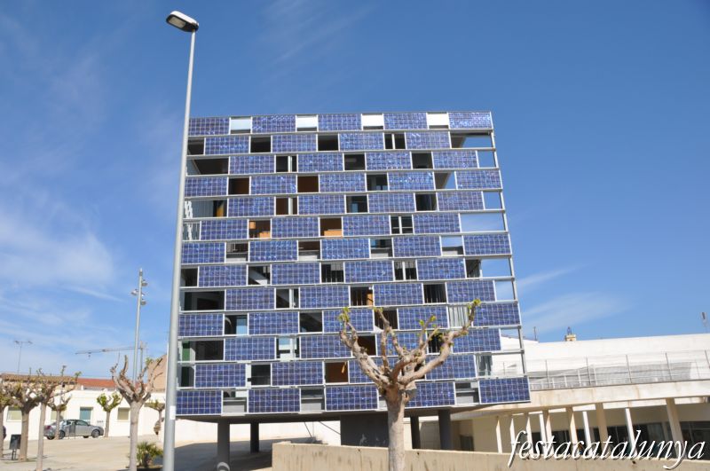 Modernitat i Serveis de Sant Cugat Sesgarrigues ***