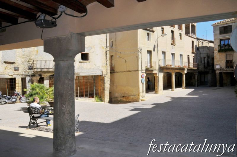 Santa Coloma de Queralt - Nucli antic (Plaça d’Avall o de l’Església)