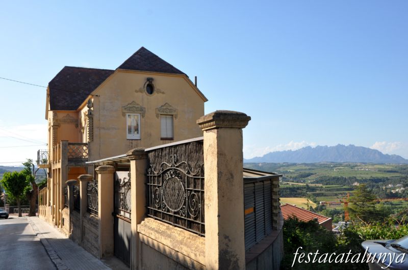 Casa Delfí Mas de Gelida