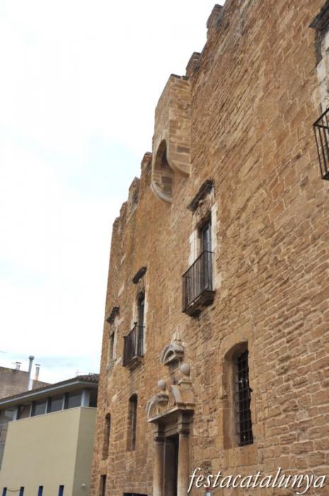 Bisbal d’Empordà, La - Castell Palau