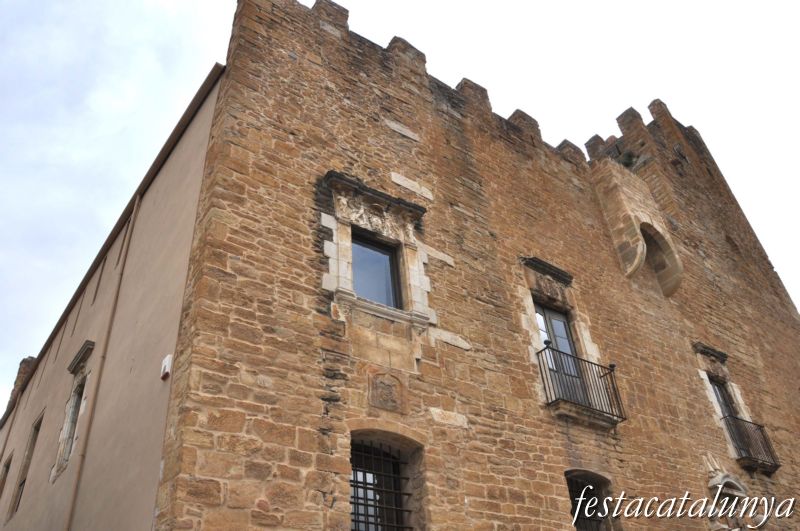 Bisbal d’Empordà, La - Castell Palau