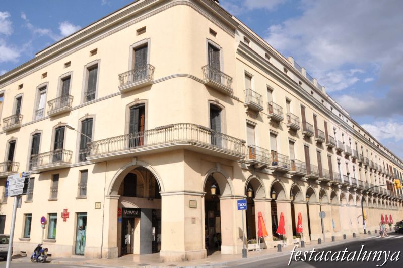 Bisbal d’Empordà, La - Voltes, Les