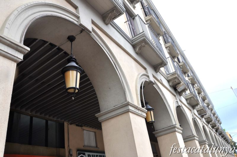 Bisbal d’Empordà, La - Voltes, Les