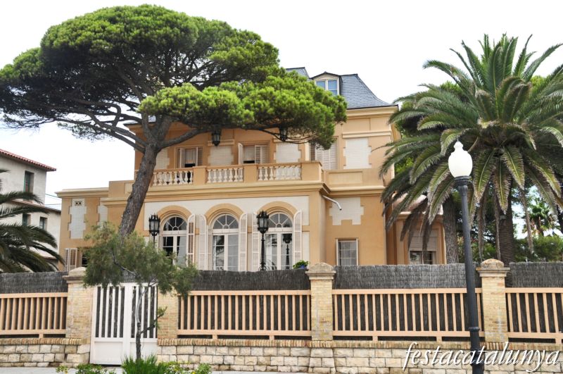 Vil·les d'estiueig a Coma-ruga