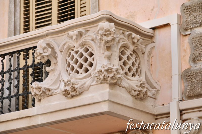 La Confiança de l'Arboç ***