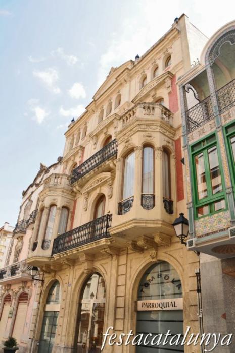 Arboç, L’ - Carrer Major (Ca l’Olivella)