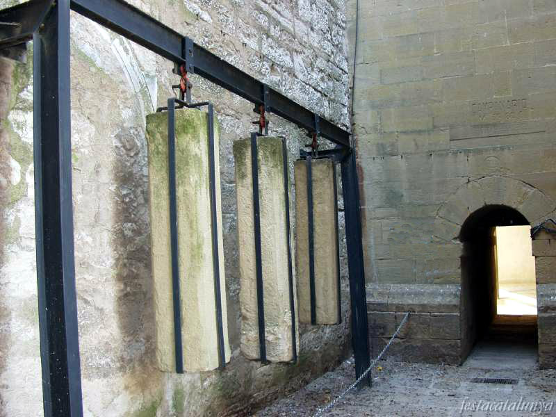 Escultures contemporànies de Calaf