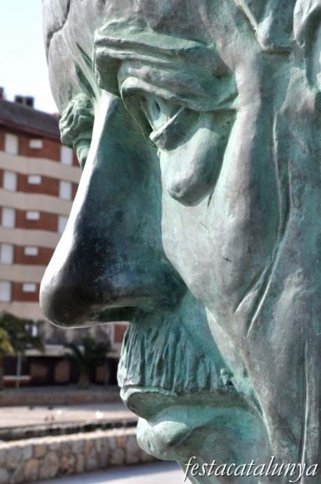 Monument a Catalunya a Calafell