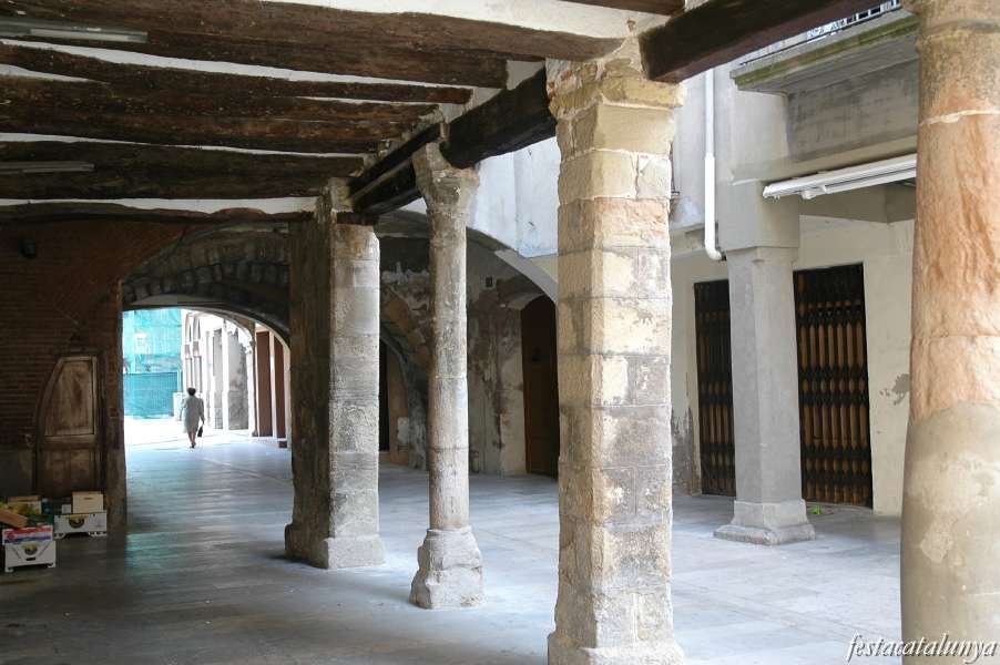 Portals i muralles medievals d'Igualada ***