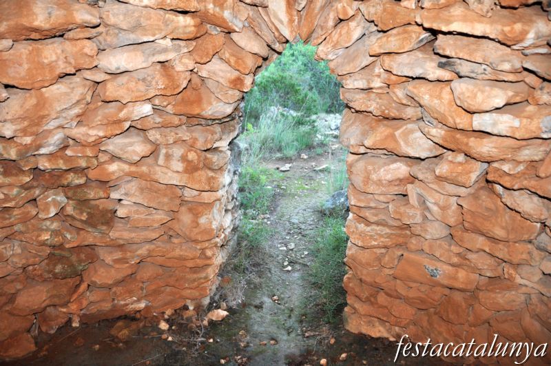 Mont-roig del Camp - Barraques de pedra seca (Barraca de l’Aiguader)