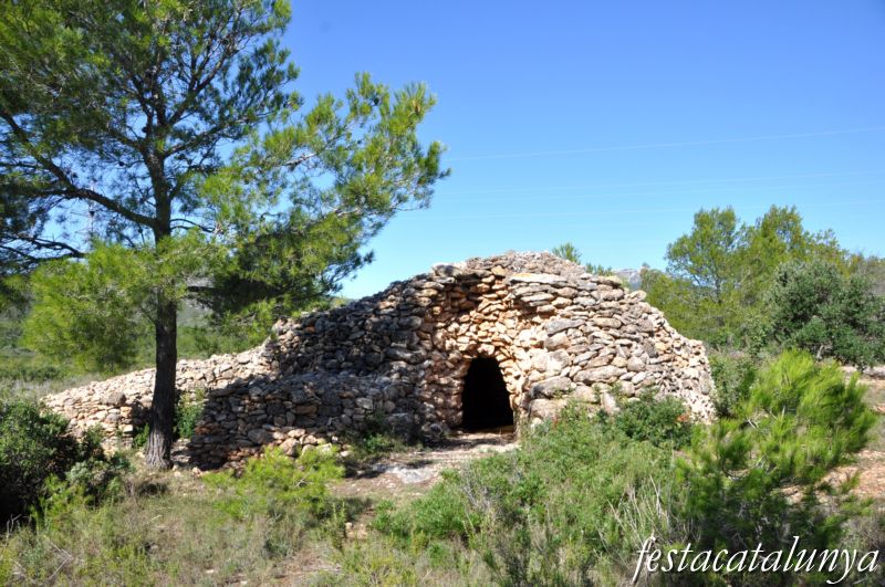 Mont-roig del Camp - Barraques de pedra seca (Barraca de Miquel Terna)