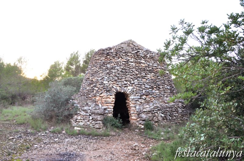 Mont-roig del Camp - Barraques de pedra seca (Barraca dels Comuns de Pellicer)