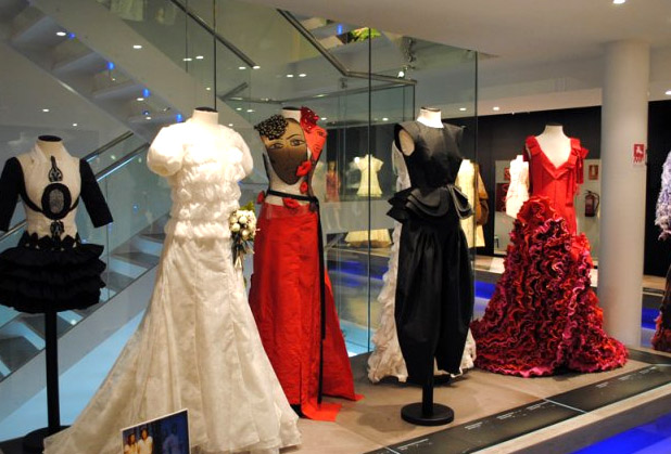 Museu Vestits de Paper de Mollerussa