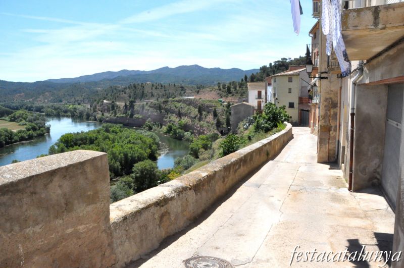 Ascó - Nucli antic (Carrer de la Mola)