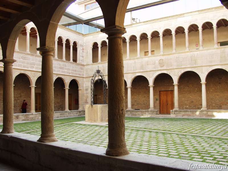 Igualada - claustre convent agustins