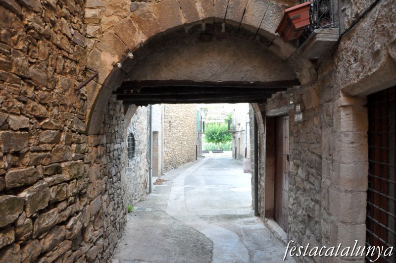 Nucli històric de Vallfogona de Riucorb ***